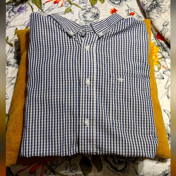 Docker's Men's Shirt - Picture 1 of 5